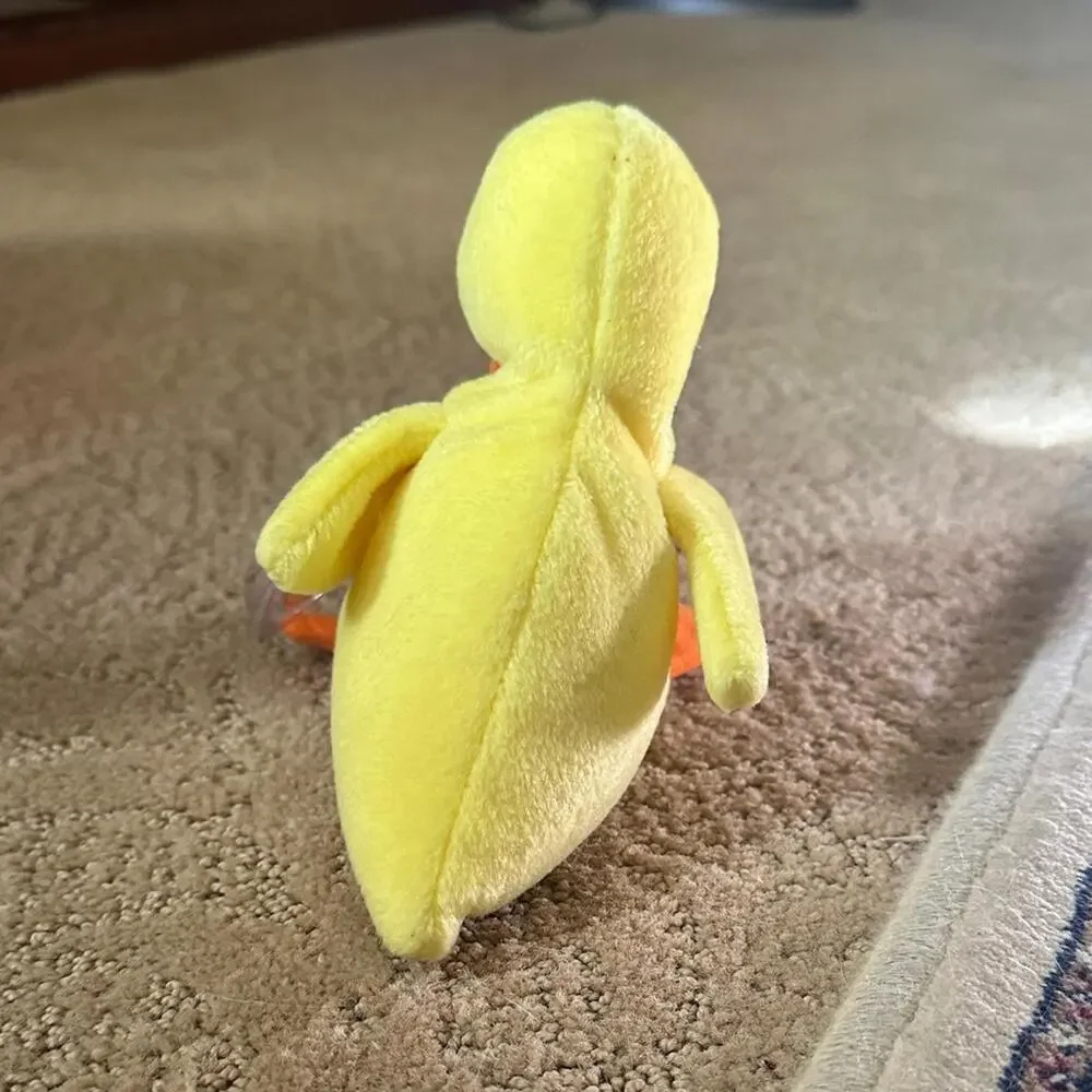 Beanie babies “quackers the duck”
